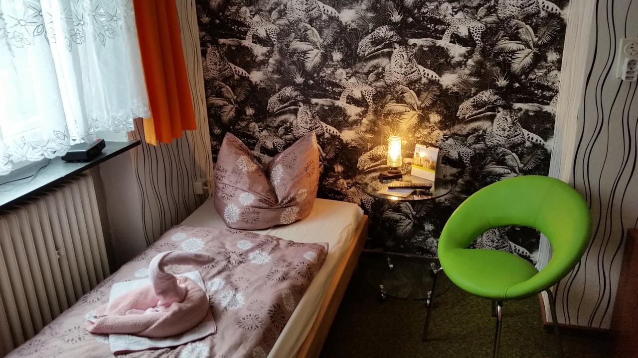 Hotel-Pension Dressel Warmensteinach Esterno foto