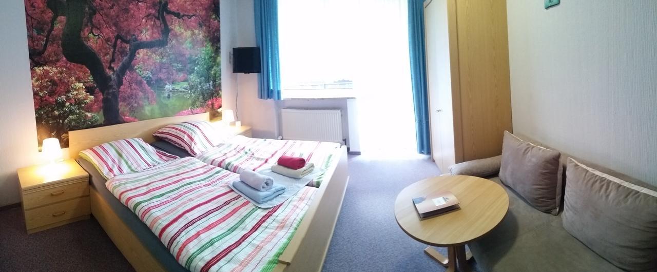 Hotel-Pension Dressel Warmensteinach Esterno foto