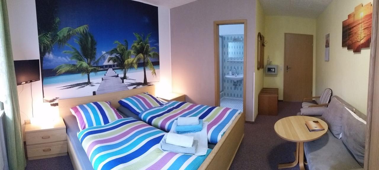 Hotel-Pension Dressel Warmensteinach Esterno foto