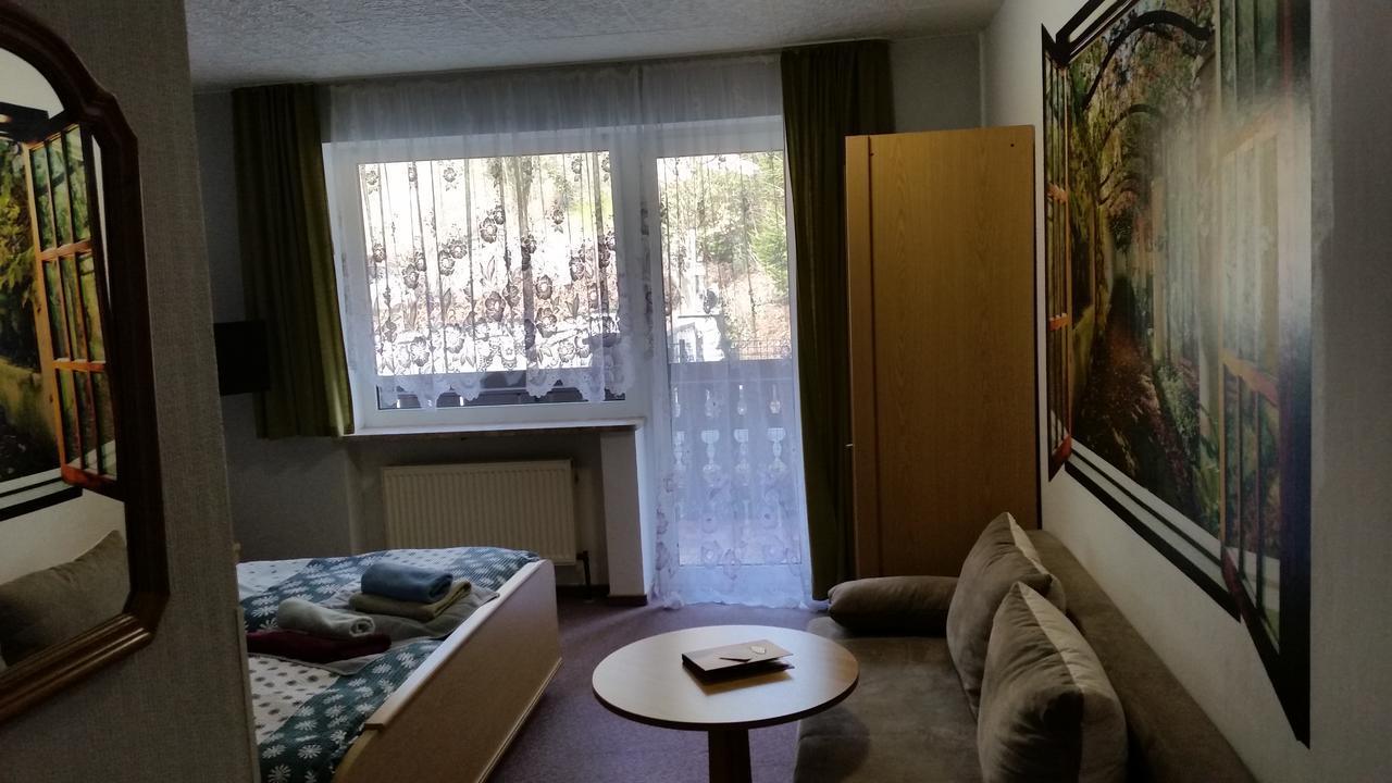 Hotel-Pension Dressel Warmensteinach Esterno foto