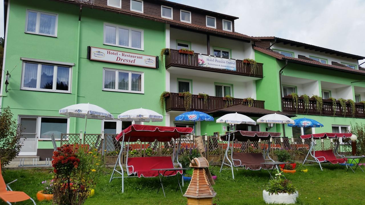 Hotel-Pension Dressel Warmensteinach Esterno foto